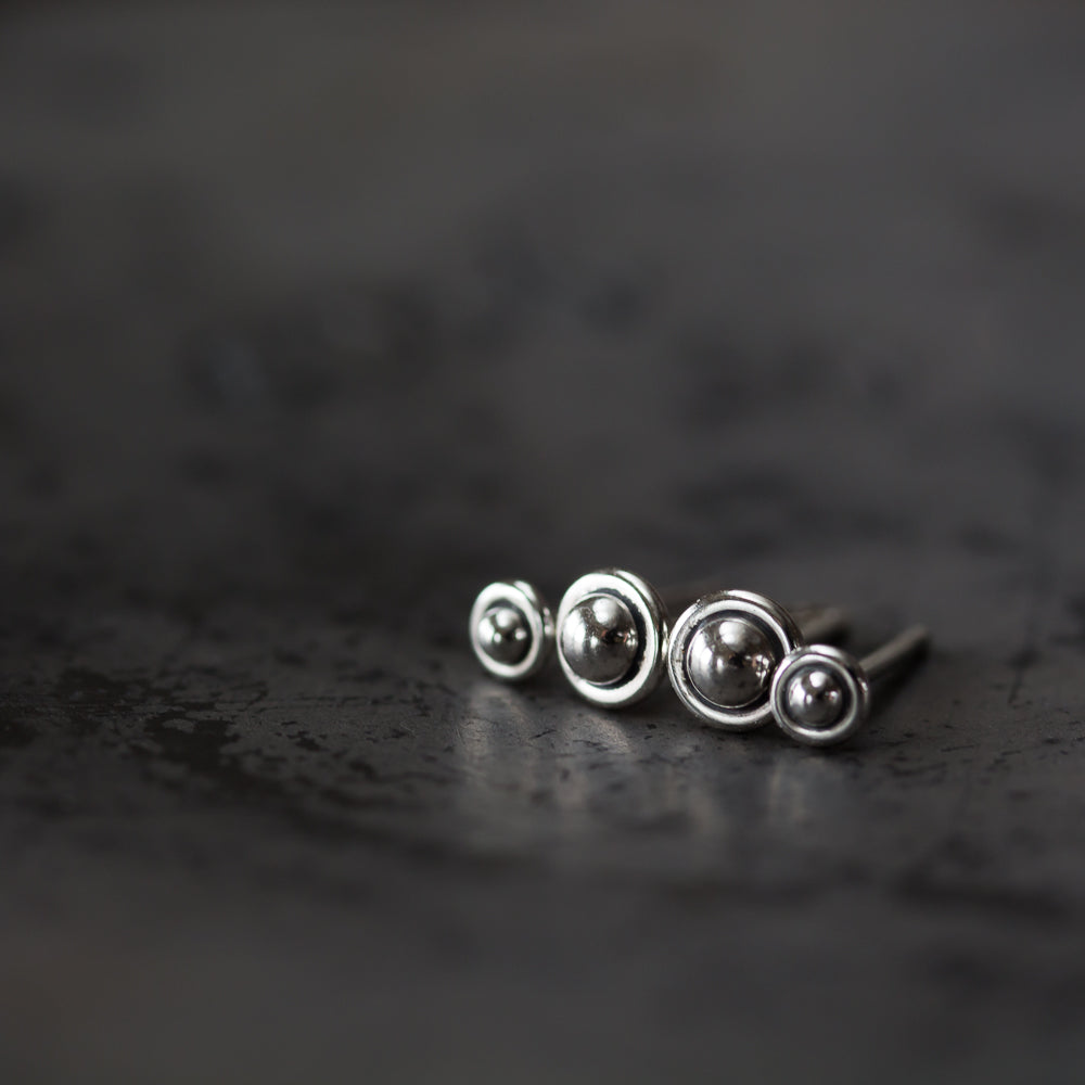 4.5mm and 3mm Ball in Circle "UFO" Studs, Double Piercing Set in Sterling Silver - CookOnStrike