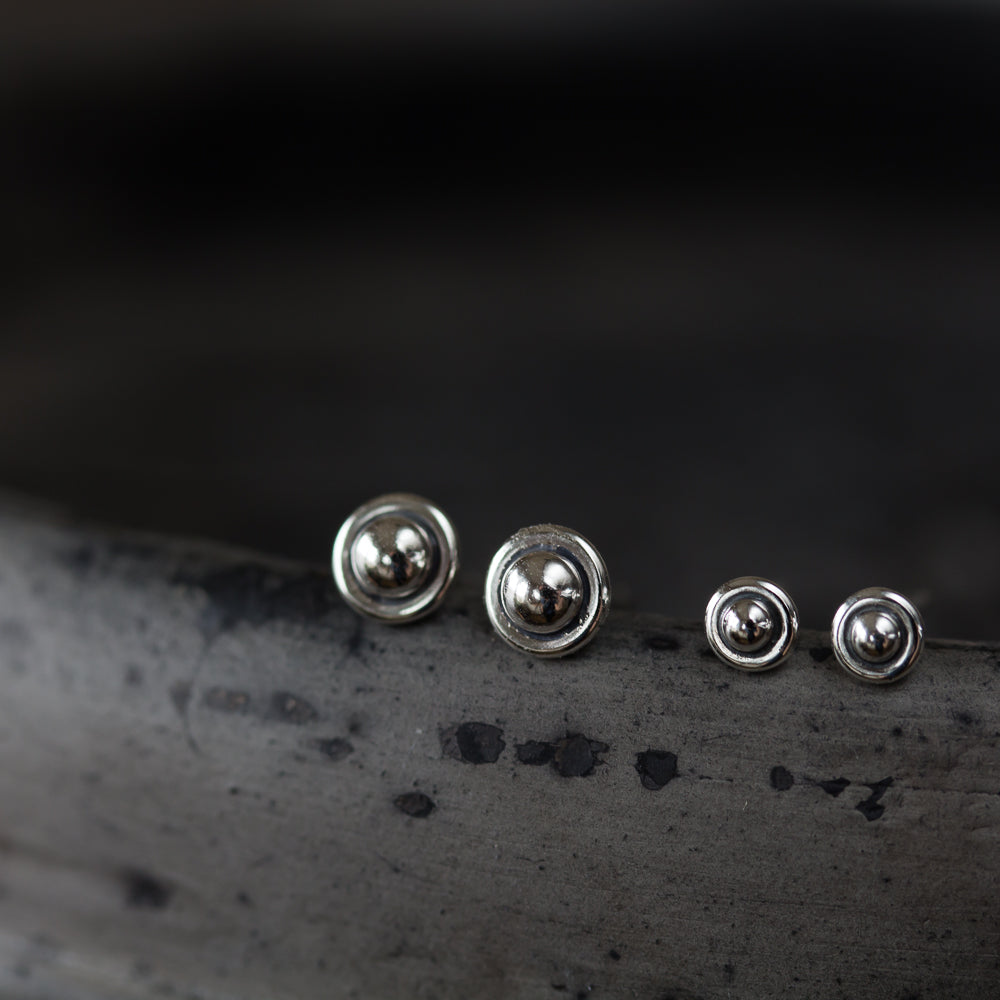 4.5mm and 3mm Ball in Circle "UFO" Studs, Double Piercing Set in Sterling Silver - CookOnStrike