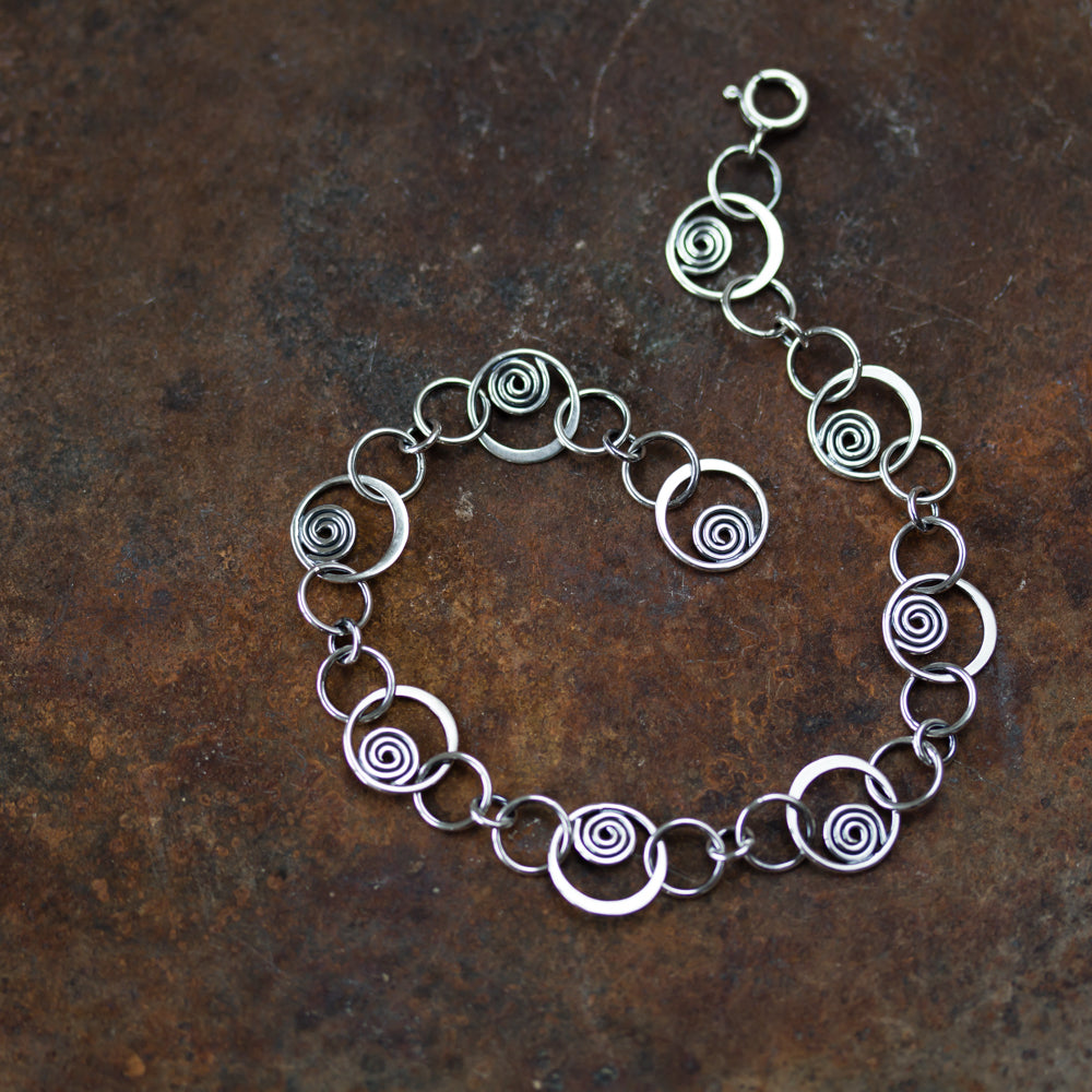 Spiral in a Circle - Hammered links chain bracelet, Sterling silver - jewelry by CookOnStrike