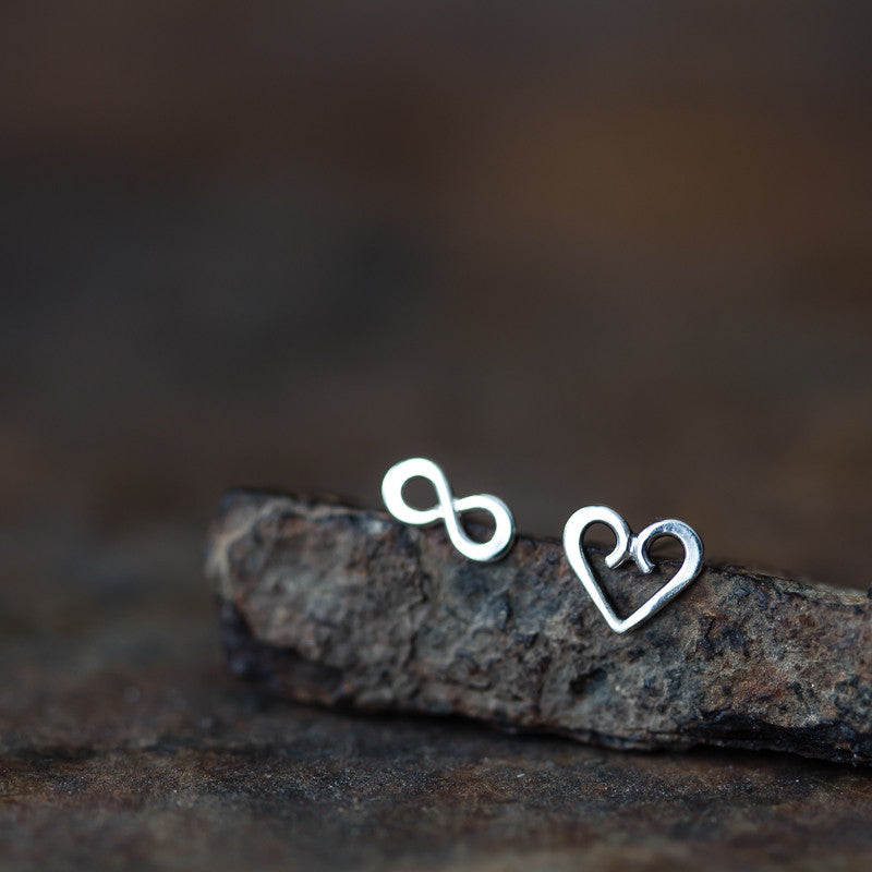 Endless Love - Mismatched Stud Earrings, heart and infinity symbol - jewelry by CookOnStrike