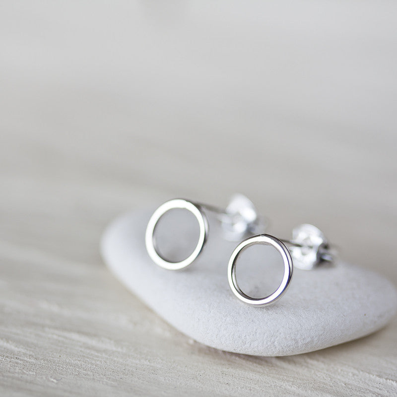 7mm Minimalist Silver Circle Stud Earrings - jewelry by CookOnStrike