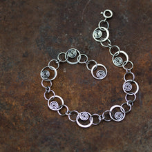Load image into Gallery viewer, Spiral in a Circle - Hammered links chain bracelet, Sterling silver - jewelry by CookOnStrike