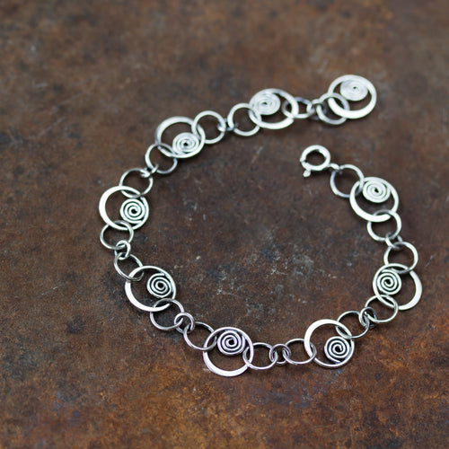 Spiral in a Circle - Hammered links chain bracelet, Sterling silver - jewelry by CookOnStrike