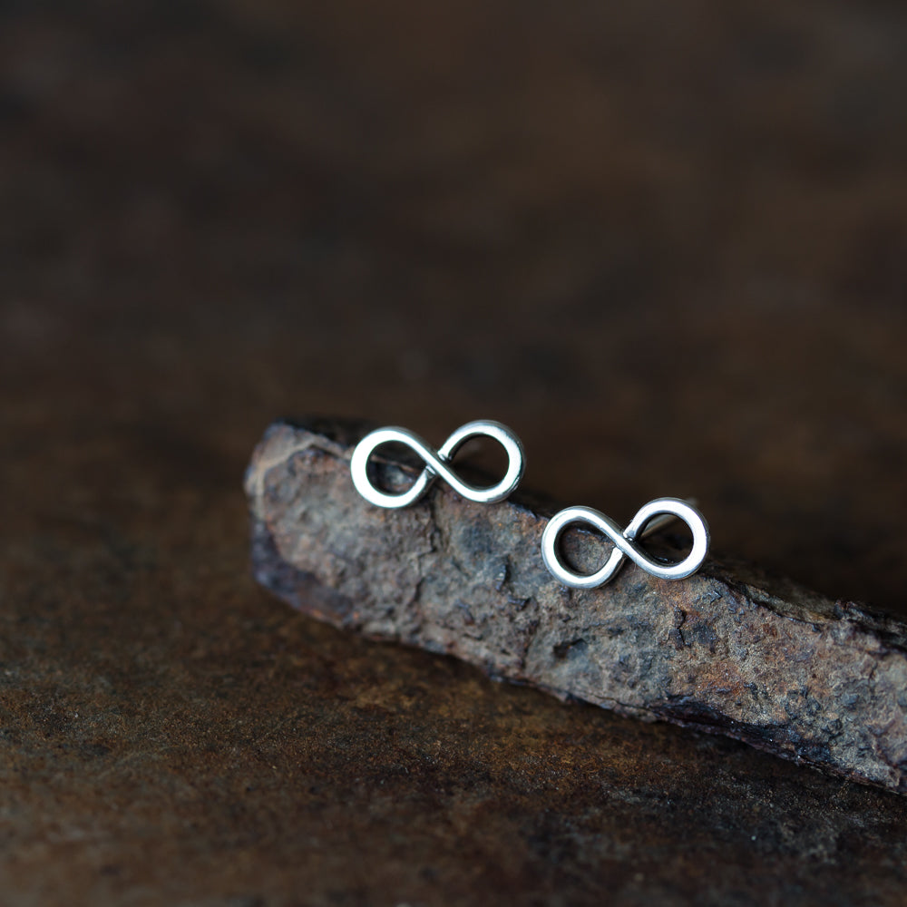 Small Handmade Silver Infinity Earrings, Simple modern everyday studs - jewelry by CookOnStrike