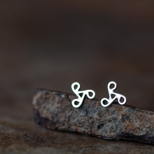 Tiny Celtic Triskele Earrings, unisex 7mm triskelion studs - jewelry by CookOnStrike
